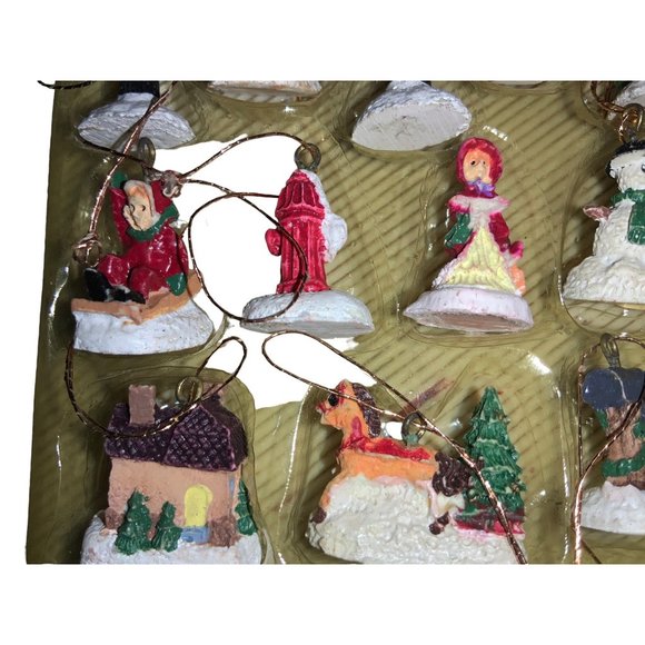 Victorian Mini Christmas Tree Polystone Ornaments Set of 18 Open Package - Picture 4 of 10